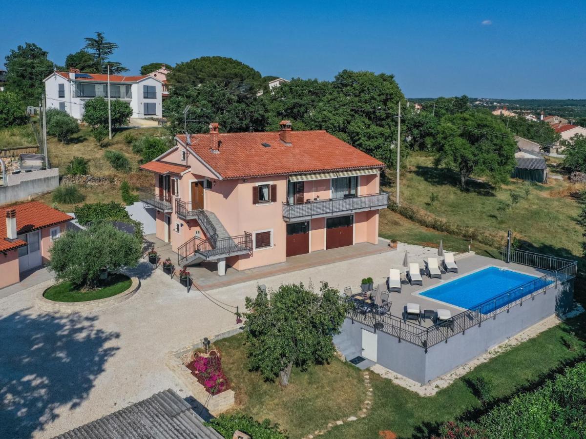 Holiday Home Legović Kaštelir Exterior foto